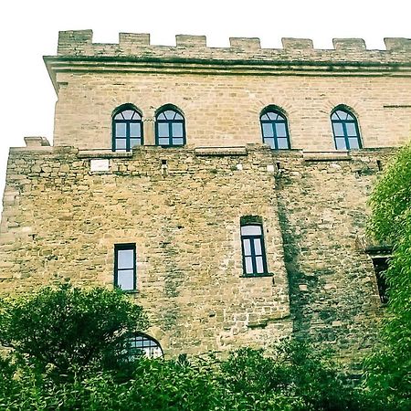 Castello Di Muggia Acomodação com café da manhã Exterior foto
